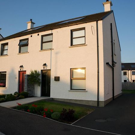 Modern 3 Bedroom Coastal Home Newry Exterior photo